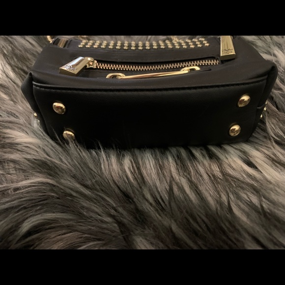 V 1969 Italia Studded Purse. - Picture 4 of 8